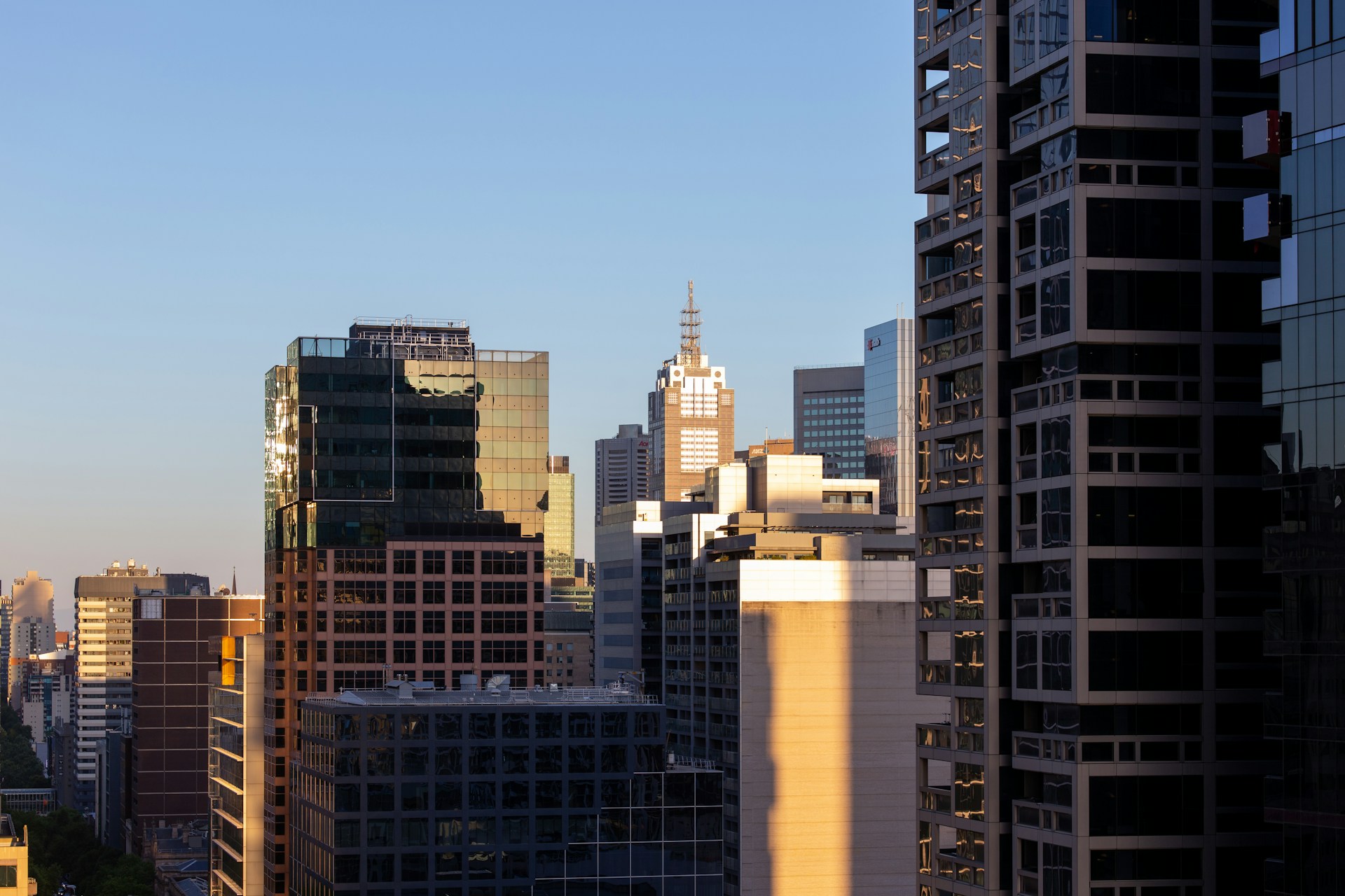 A view of Melbourne city skyscrapers